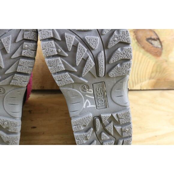New Totes Snow Boots Kids Sz 3M Girl Gray Pink Thinsulate Faux Fur Lined - Picture 10 of 11